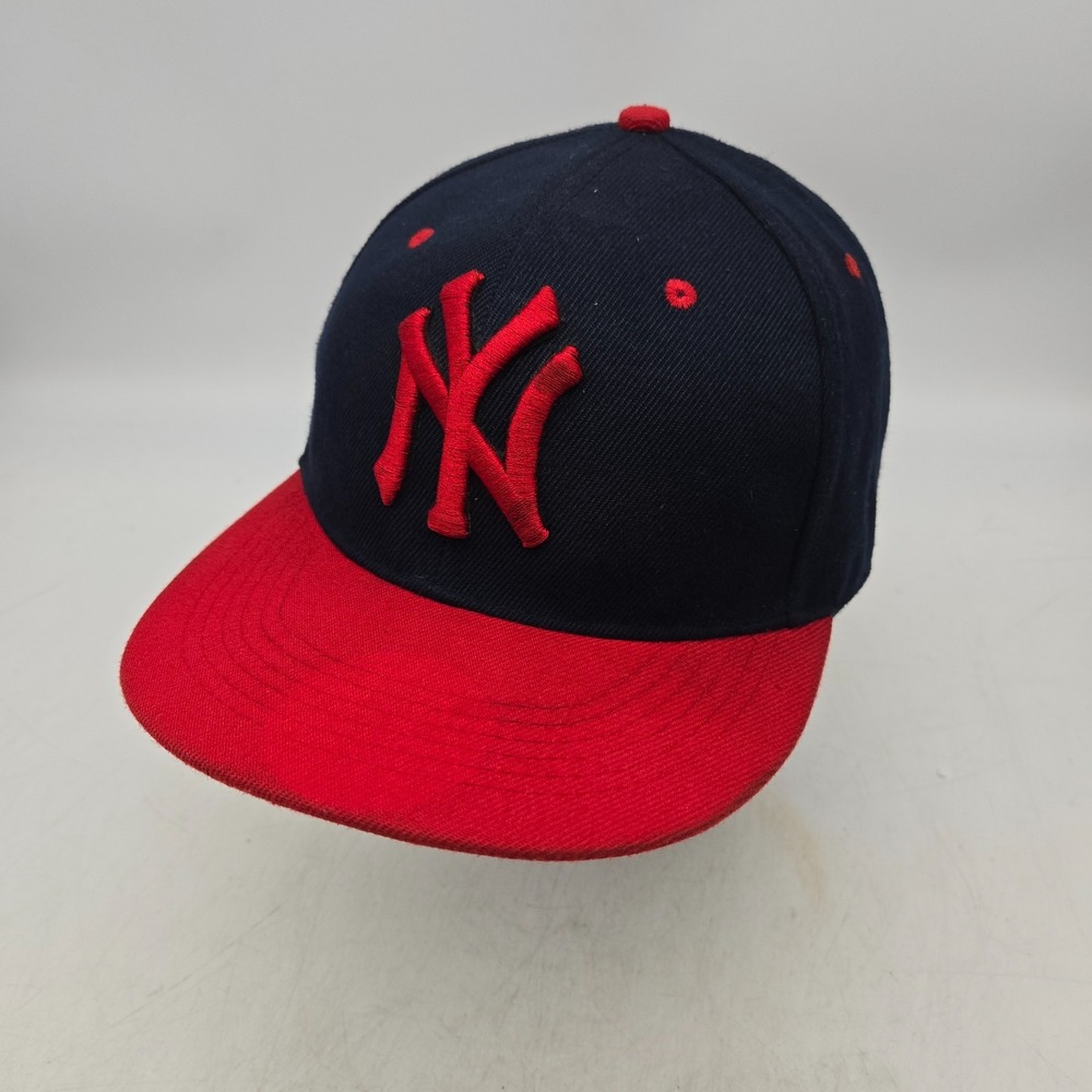 New York Yankees Fitted Hat Baseball Cap Blue Red Embroidered Logo MLB Sz 7 1/4